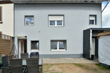 2008 kernsaniertes Wohnhaus mit Grillgarten, ELW und verschiebbaren Wänden in Losheim-Rimlingen, 66679 Losheim am See, Reihenendhaus