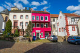 Unscheinbar großzügiges Wohnhaus mit 2 Parkplätzen mitten in Dudeldorfer Altstadt - Hauptstraße 19 – 54647 Dudeldorf